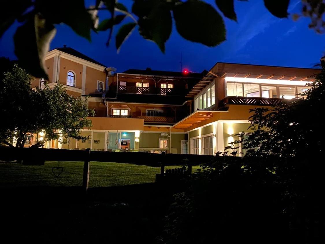 Landhotel Timmerer Möderbrugg المظهر الخارجي الصورة